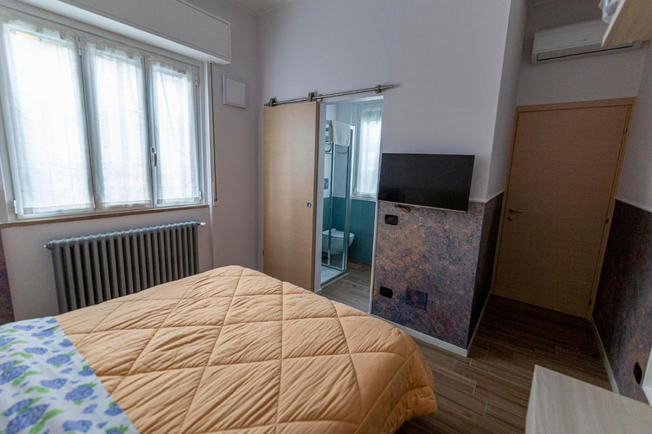 Il Giardino Di Fiorina Hotell Novate Milanese Exteriör bild